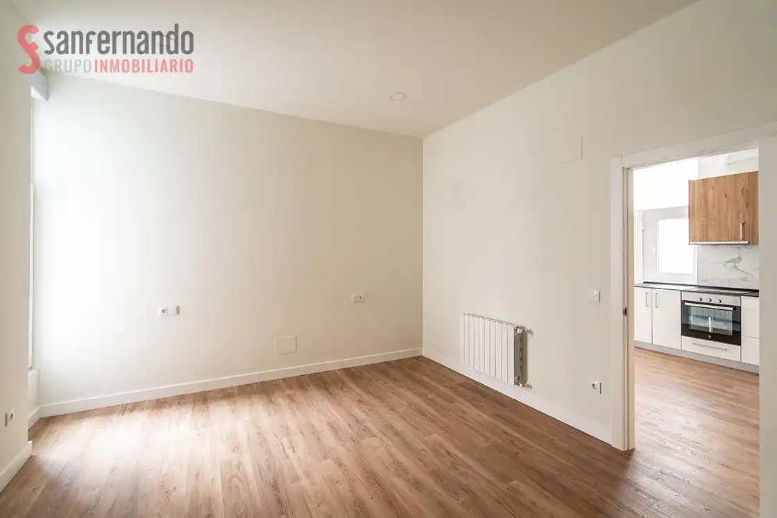 Habitación de Planta baja en venta en Santander con Calefacción