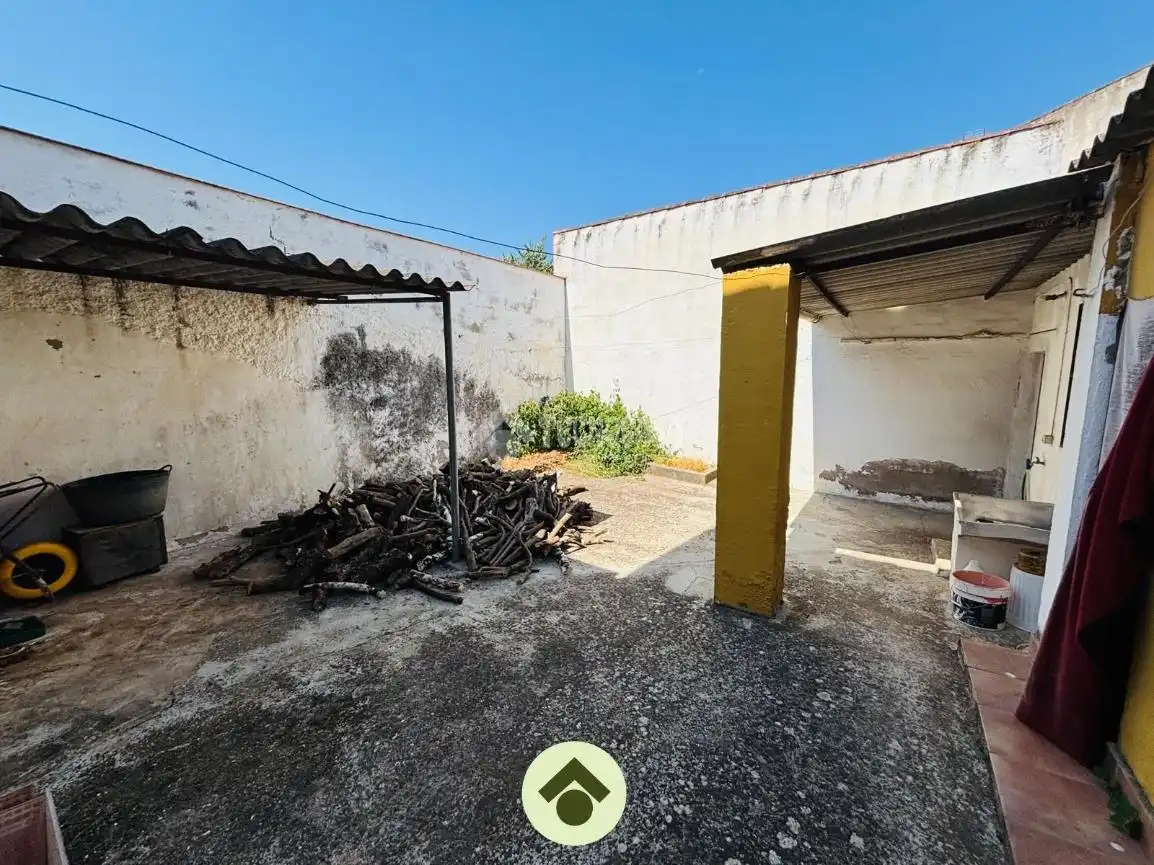 Vista exterior de Casa o chalet en venta en Adamuz con Aire acondicionado