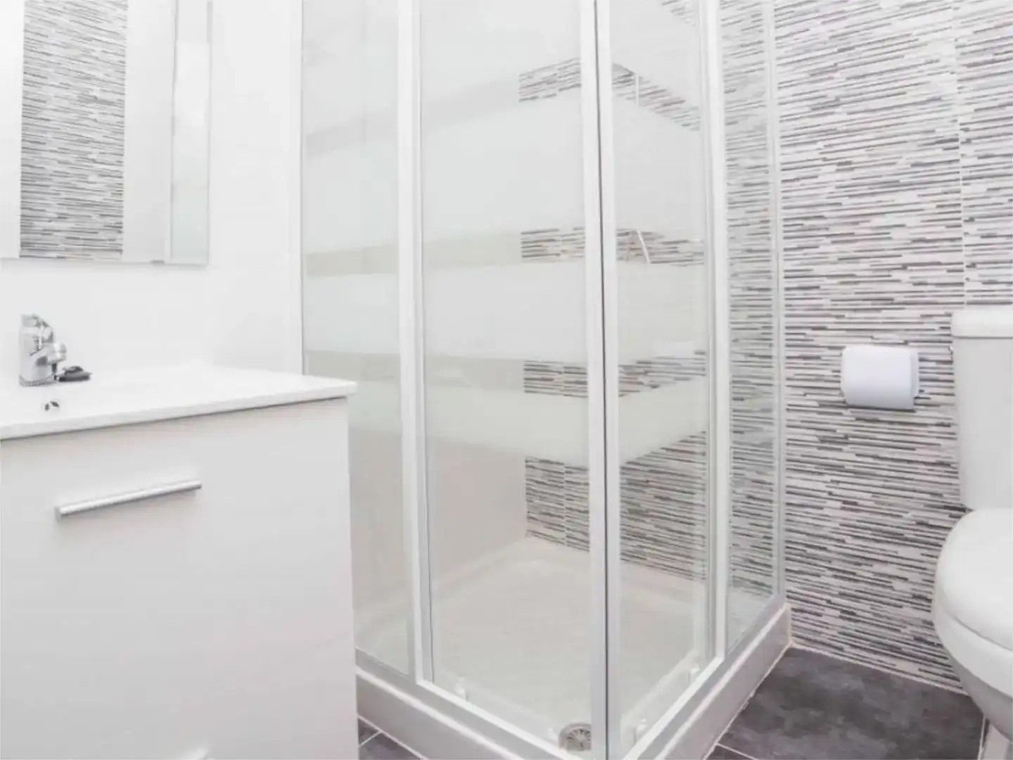 Bathroom of Attic for rent in Valencia  with Furnished and Balcony