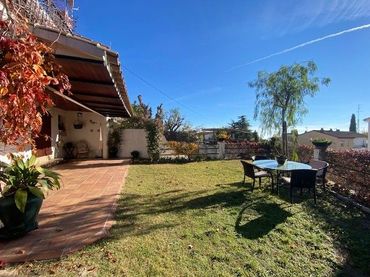 Adossat amb jardí de lloguer a Sant Vicenç centre