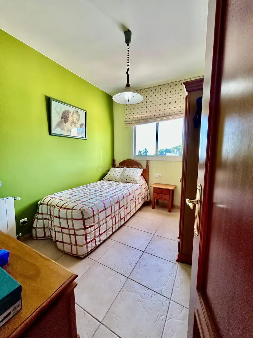 Bedroom of Houses for sale in Calafell  with Private garden and Swimming Pool