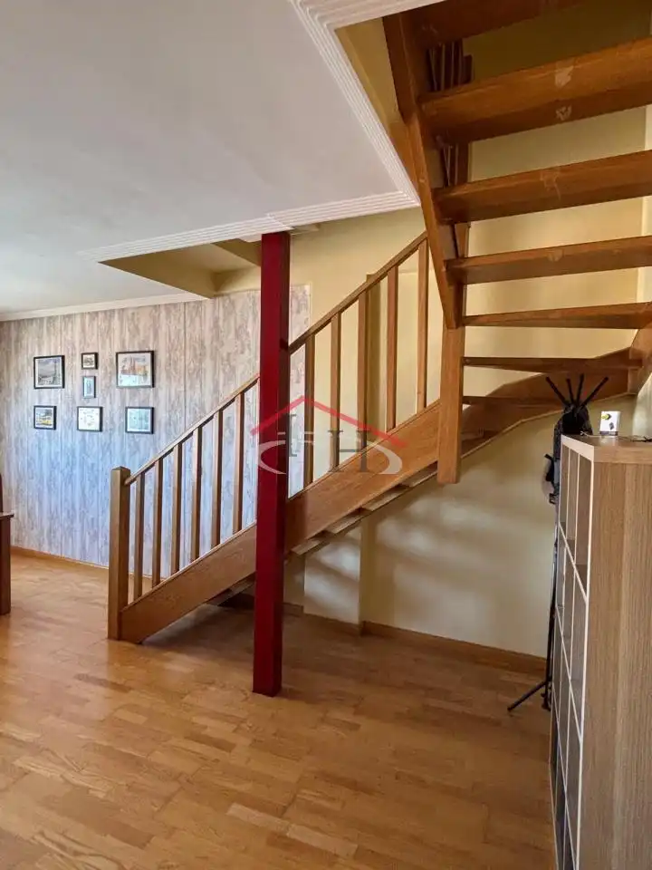 Dúplex en venta en San Andrés del Rabanedo con Calefacción, Parquet y Trastero