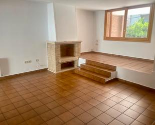 Sala d'estar de Casa o xalet de lloguer en Esplugues de Llobregat amb Aire condicionat i Terrassa