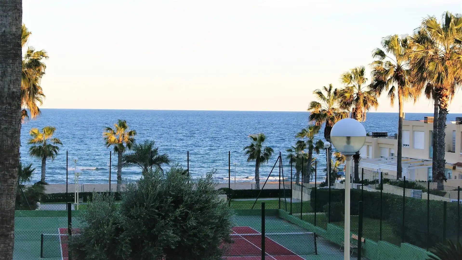 Dormitori de Casa adosada de lloguer en Alicante / Alacant amb Aire condicionat, Calefacció i Jardí privat