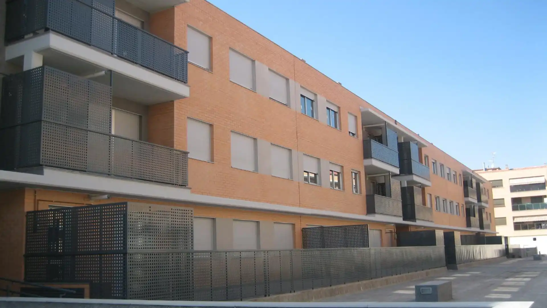 Vista exterior de Garaje de alquiler en Ejea de los Caballeros