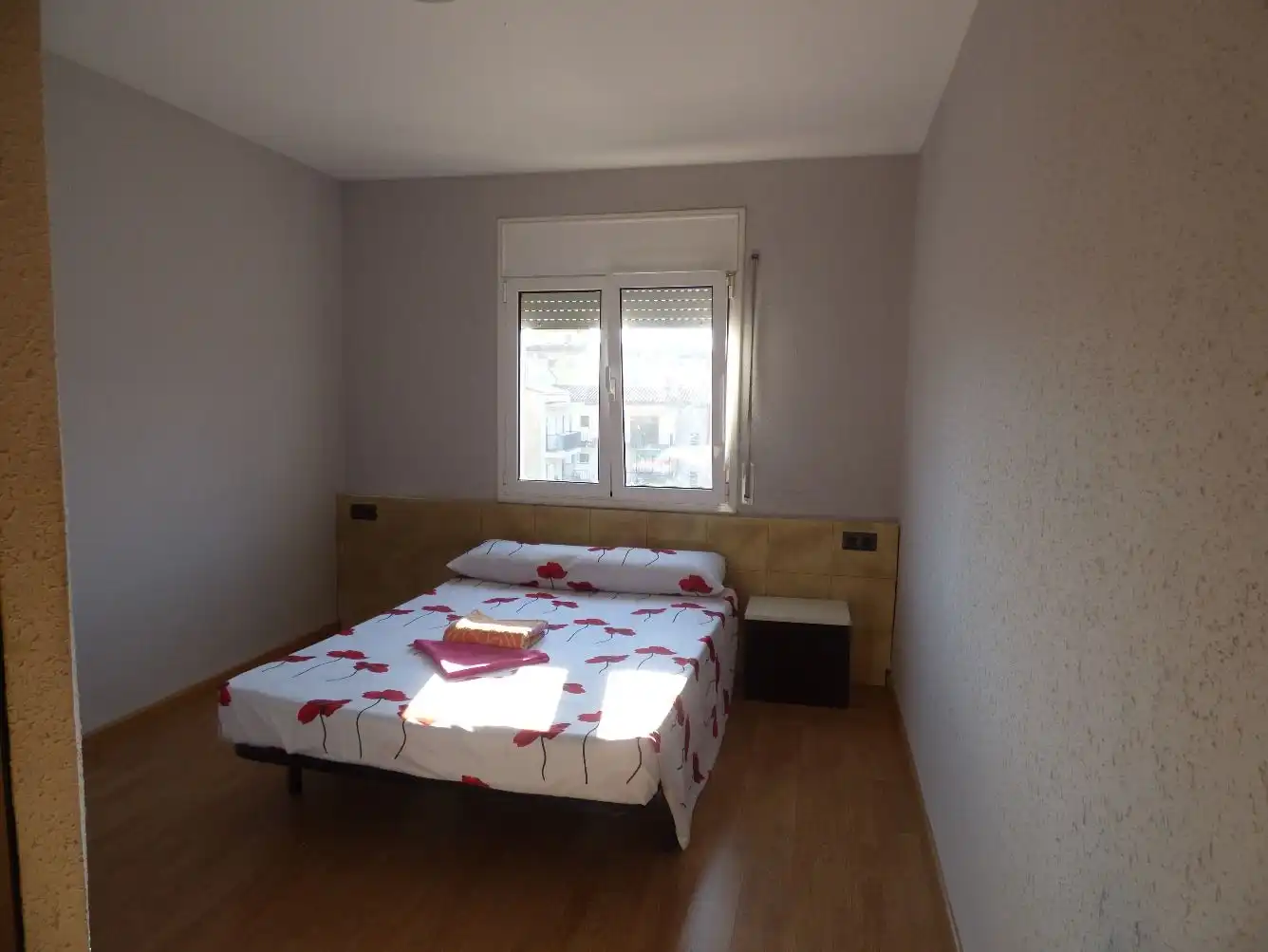 Schlafzimmer von Wohnung zur Miete in Girona mit Heizung, Parkett und Terrasse