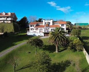 Vista exterior de Residencial en venda en San Vicente de la Barquera
