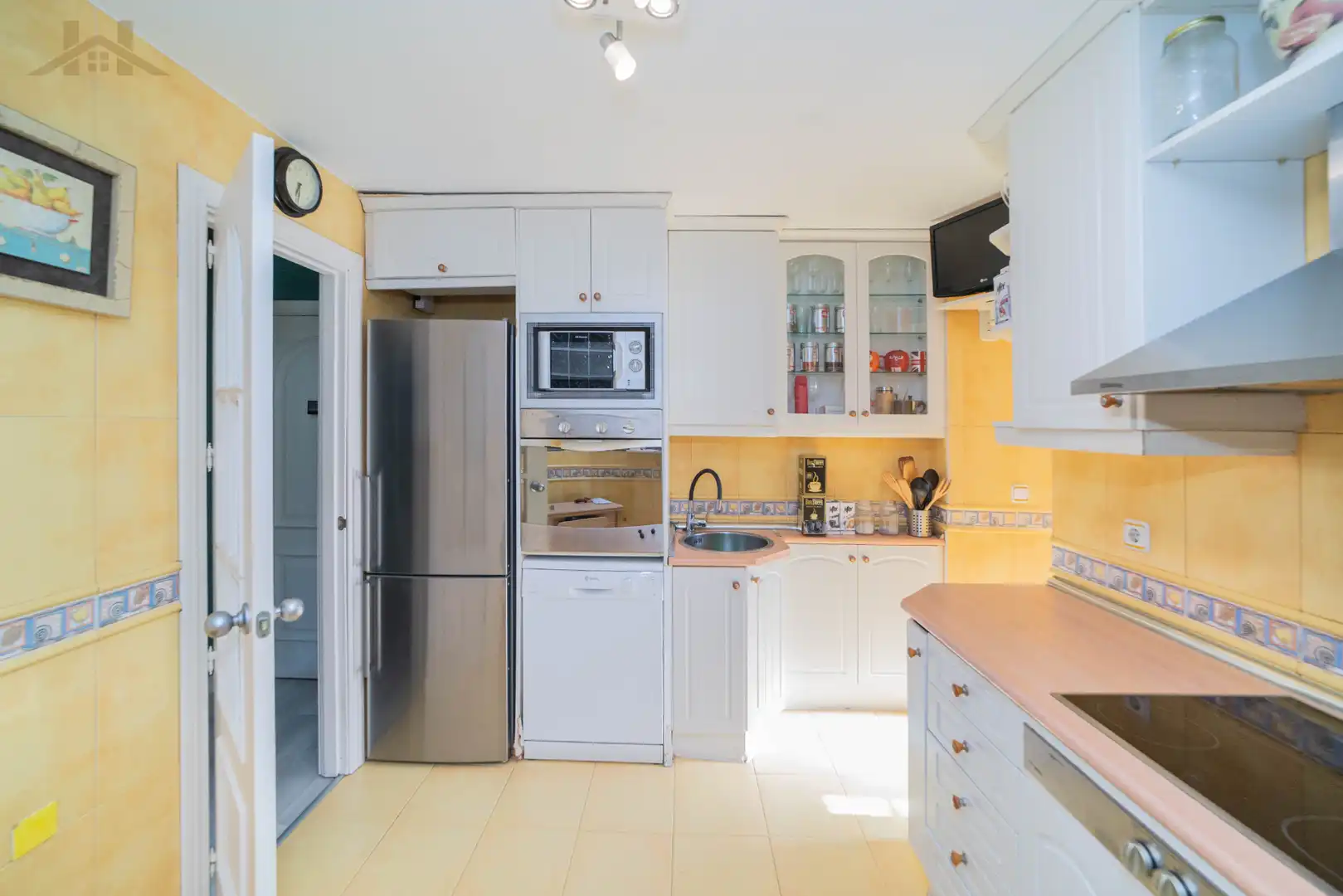 Cocina de Piso en venta en Fuenlabrada con Calefacción, Trastero y Amueblado
