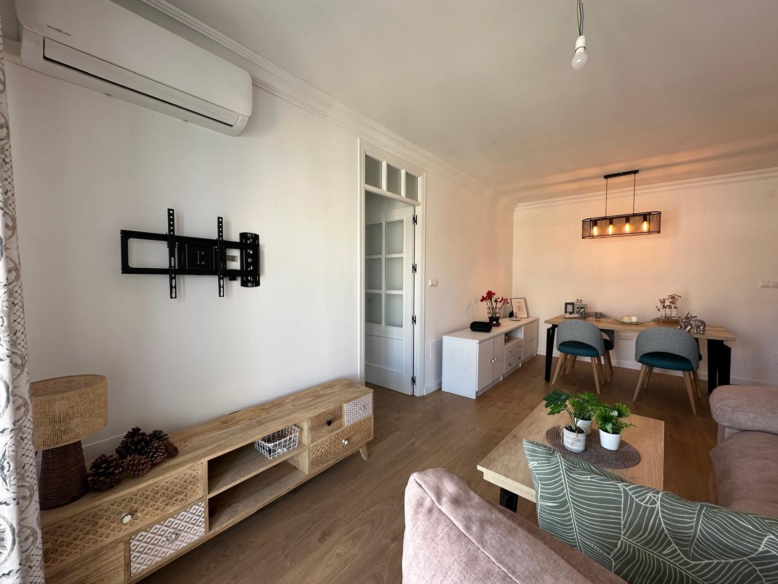 Sala de estar de Piso en venta en Vélez-Málaga con Aire acondicionado, Calefacción y Terraza