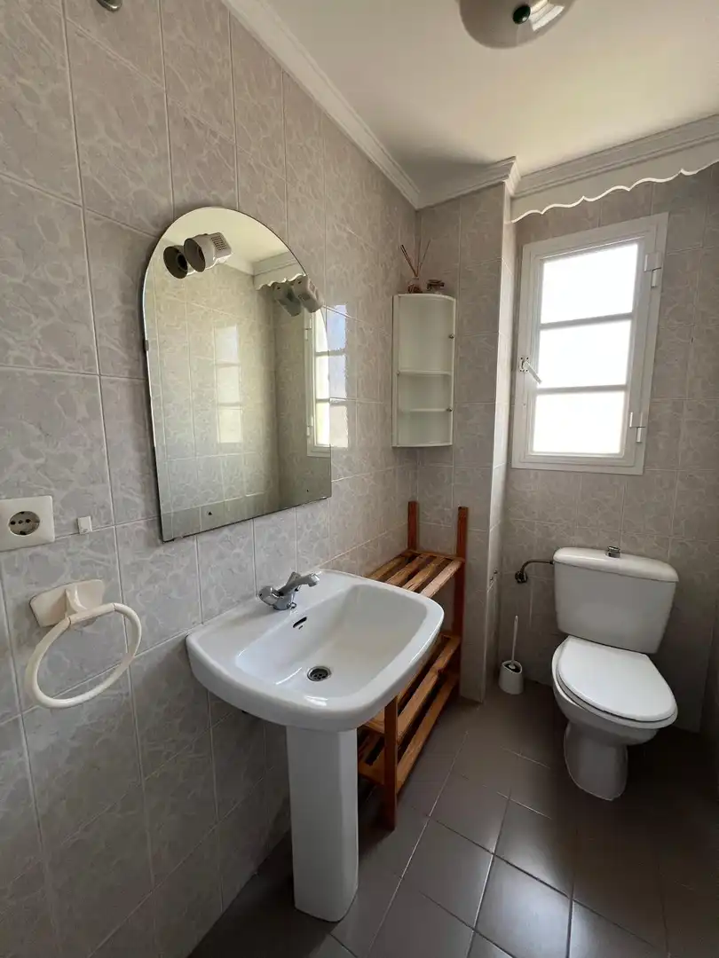 Baño de Apartamento en venta en Estepona con Aire acondicionado, Terraza y Piscina