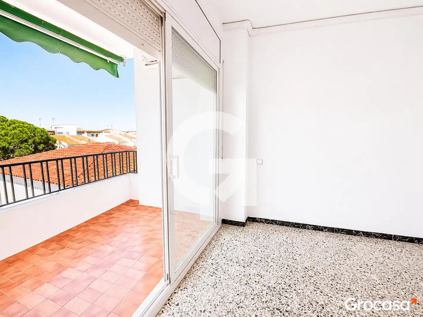 Terraza de Piso en venta en Cubelles con Aire acondicionado, Calefacción y Trastero