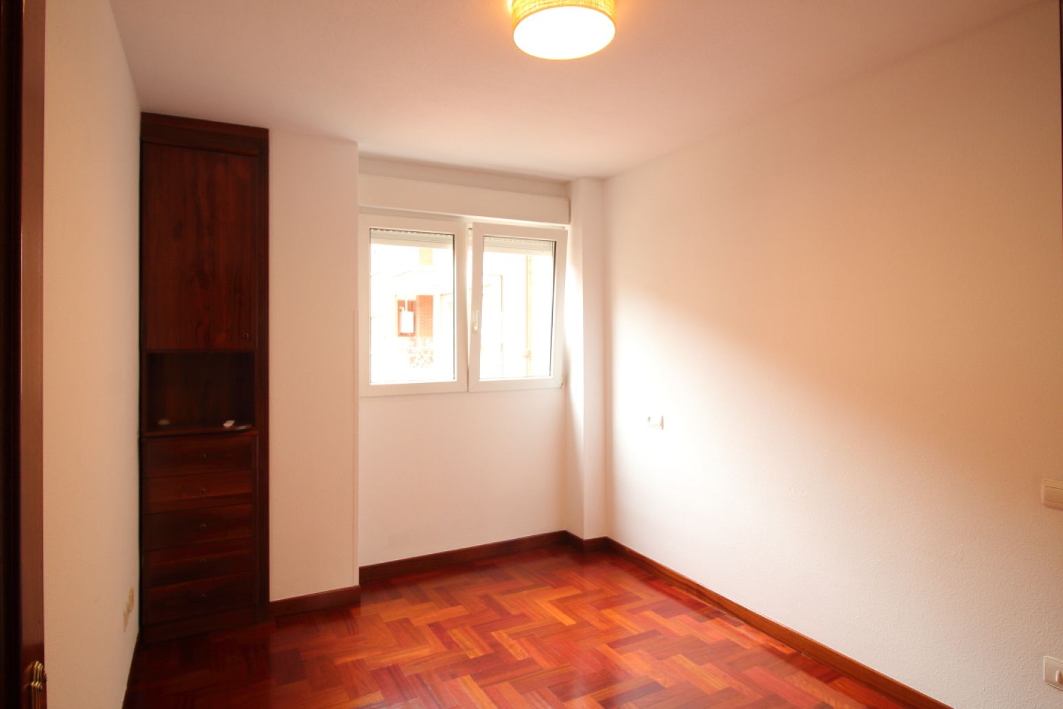 Piso de alquiler en Gijón - CL EZCURDIA, La Arena