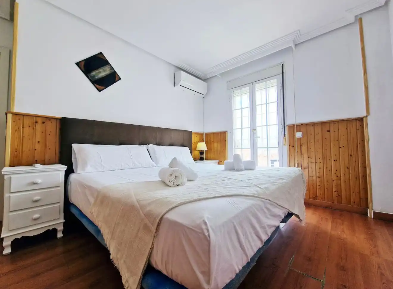 Dormitori de Casa adosada de lloguer en Málaga amb Aire condicionat, Calefacció i Jardí privat