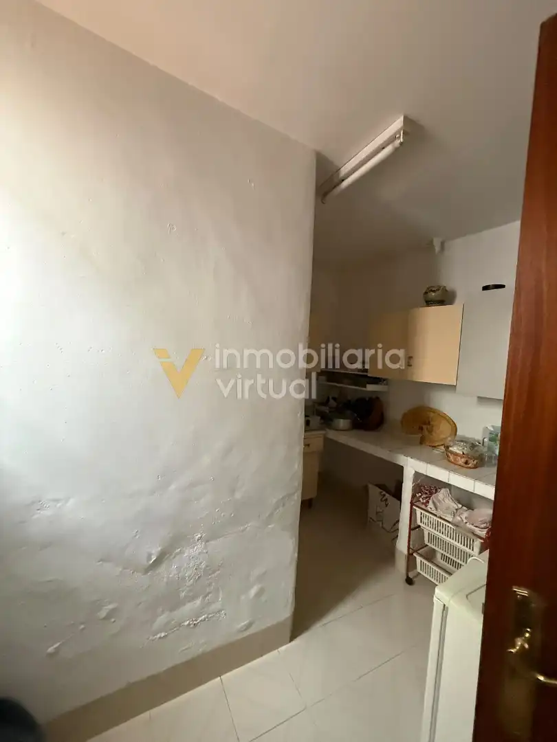 House with terrace for sale in Calle Pedro Gómez 42, imagen 11