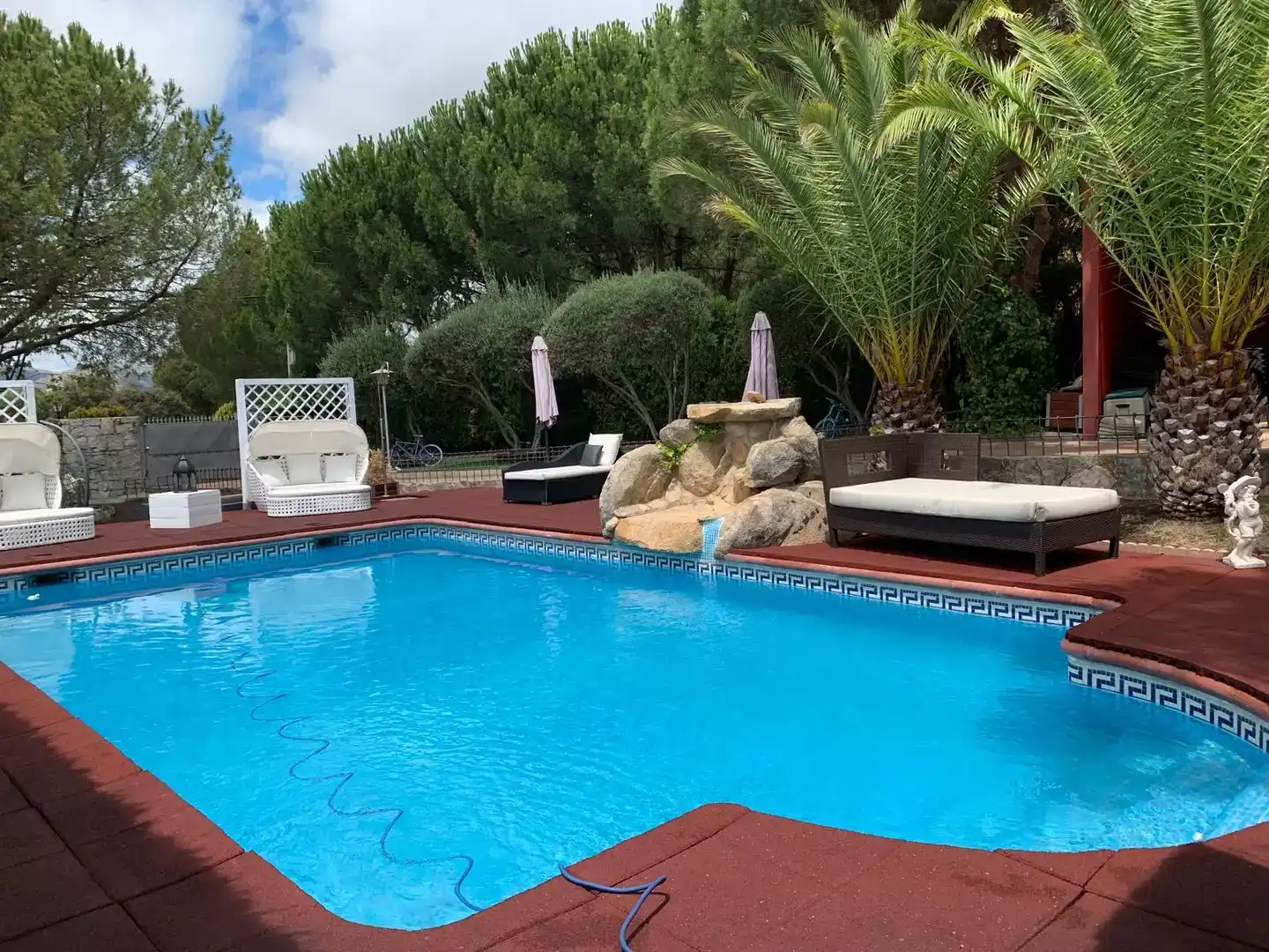 Piscina de Casa o xalet en venda en Pino Alto - Navarredonda
