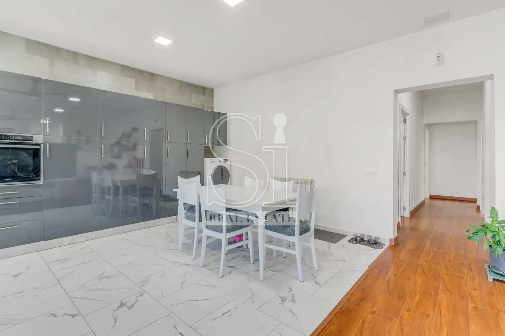Menjador de Casa o xalet en venda en Mollet del Vallès amb Aire condicionat, Jardí privat i Parquet