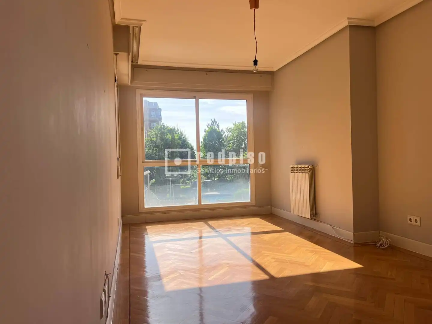 Piso con piscina en venta en del Talgo 226, imagen 2