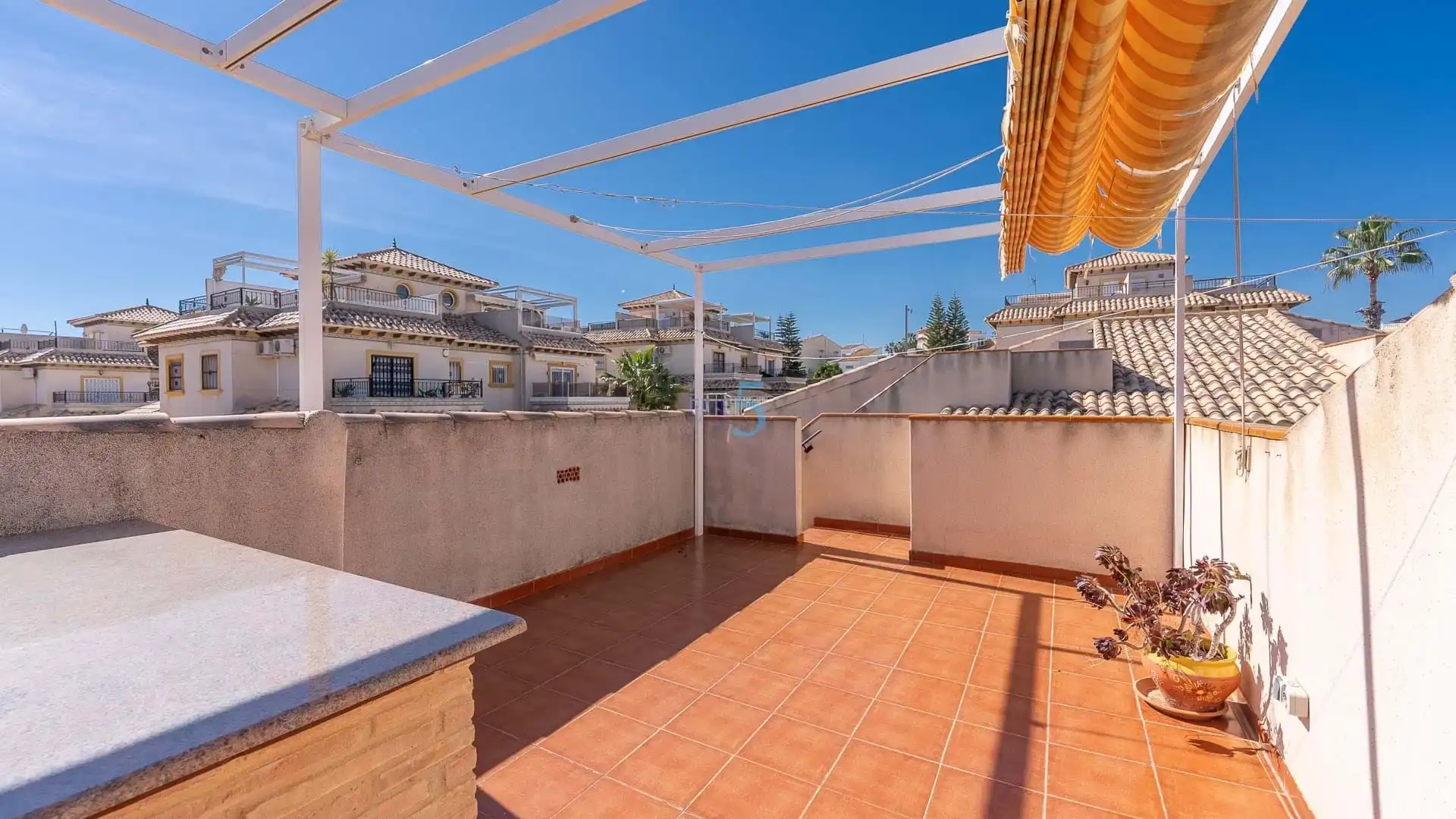 Terrasse von Haus oder Chalet zum Verkauf in Orihuela mit Klimaanlage, Terrasse und Abstellraum