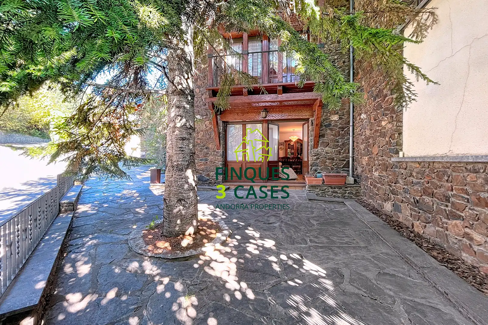 Casa adosada en venta en La Massana pueblo