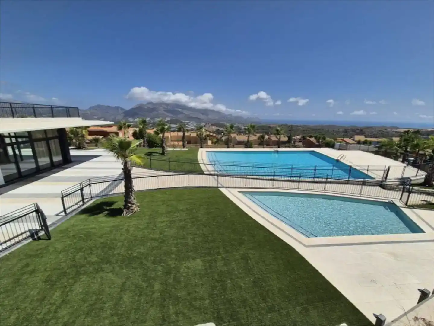 Piscina de Casa o xalet en venda en Polop amb Aire condicionat, Piscina i Balcó