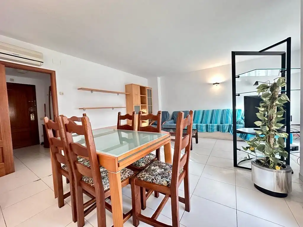 Comedor de Apartamento de alquiler en Tossa de Mar con Aire acondicionado, Jardín privado y Terraza