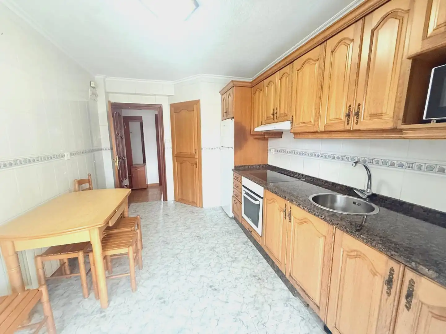 Piso en venta en Raíces - Calle Hernán Cortés, Raíces