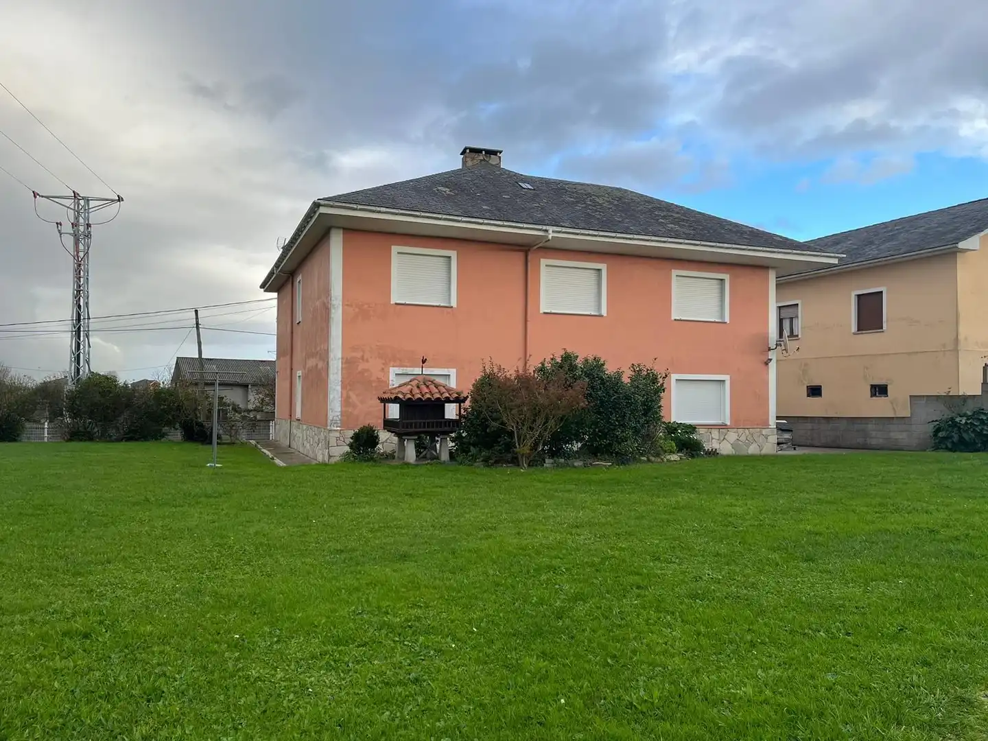House for sale in Castropol
