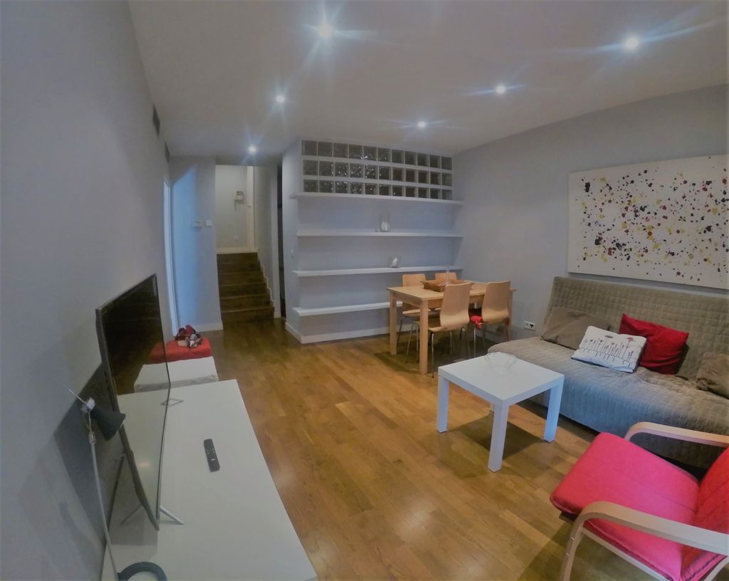 Apartamento de alquiler en  Zaragoza Capital con Calefacción, Parquet y Amueblado