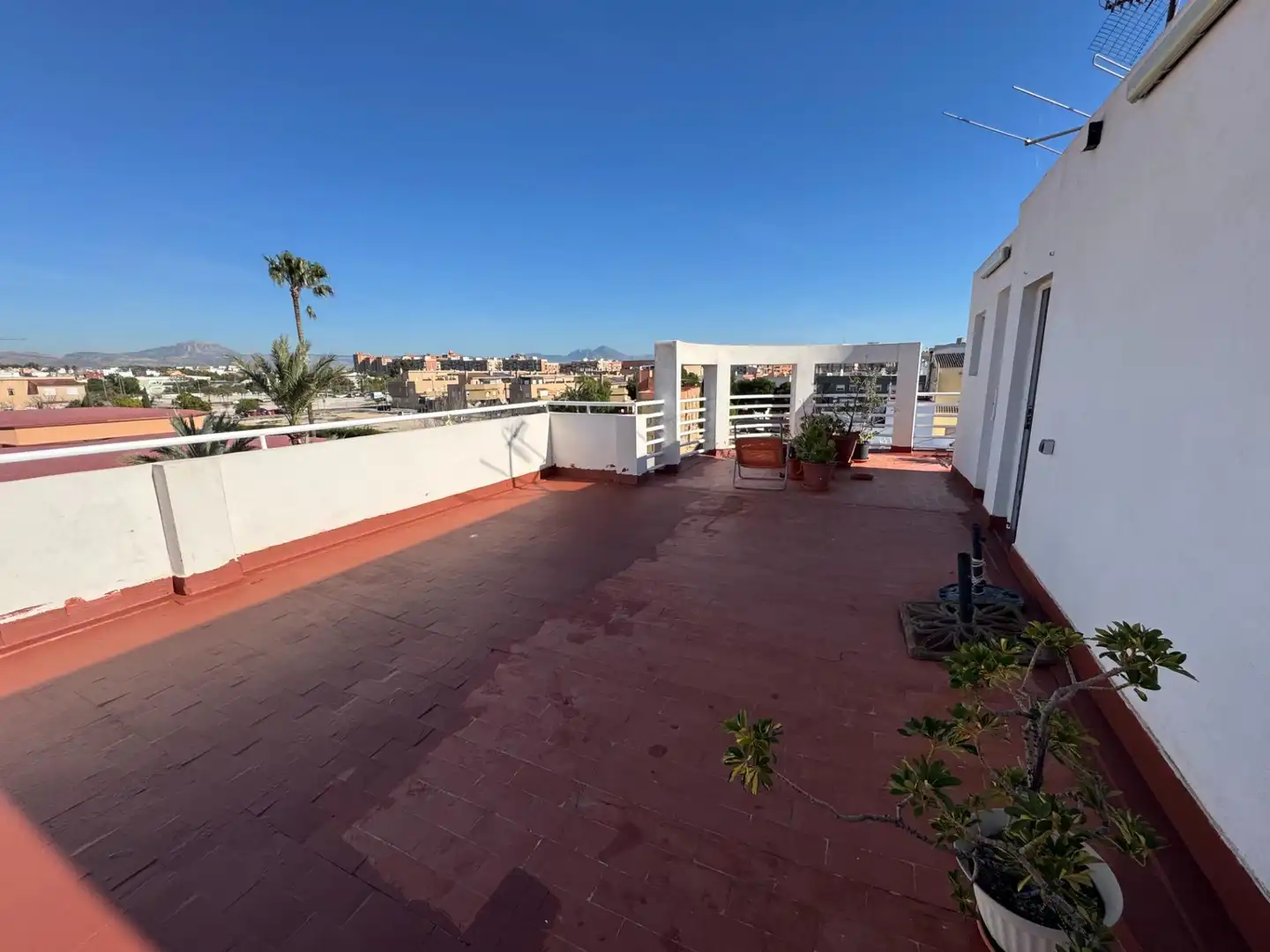 Terraza de Edificio en venta en Alicante / Alacant