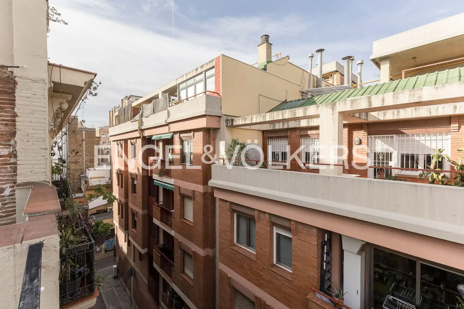 Vista exterior de Casa o xalet en venda en Barcelona amb Aire condicionat, Calefacció i Terrassa