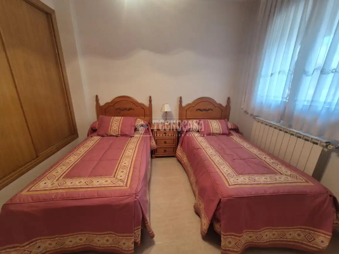 Habitación de Piso en venta en Sigüenza con Aire acondicionado, Calefacción y Balcón