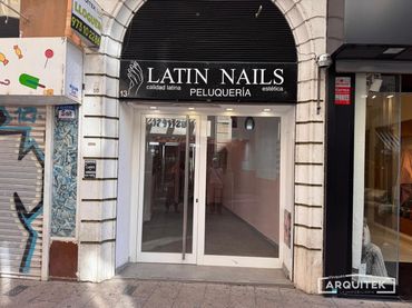 Business premises to rent in la sal 13
