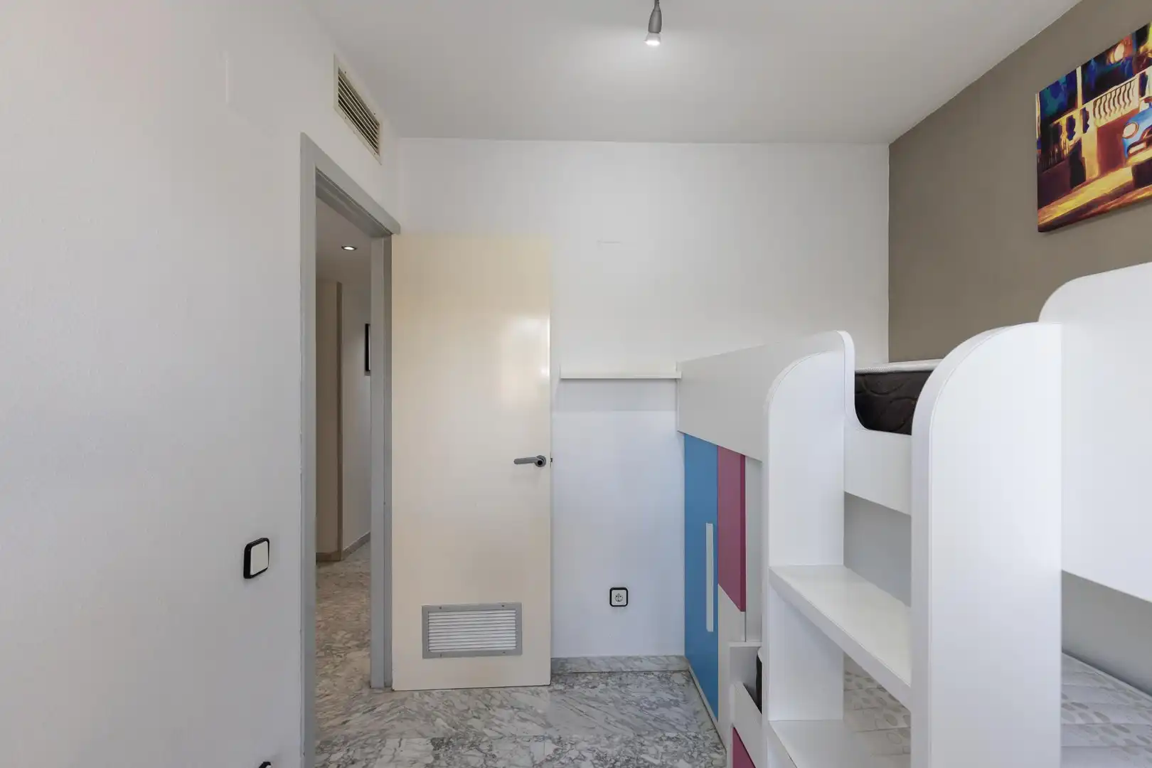 Dormitori de Apartament en venda en Salou amb Calefacció, Piscina i Moblat