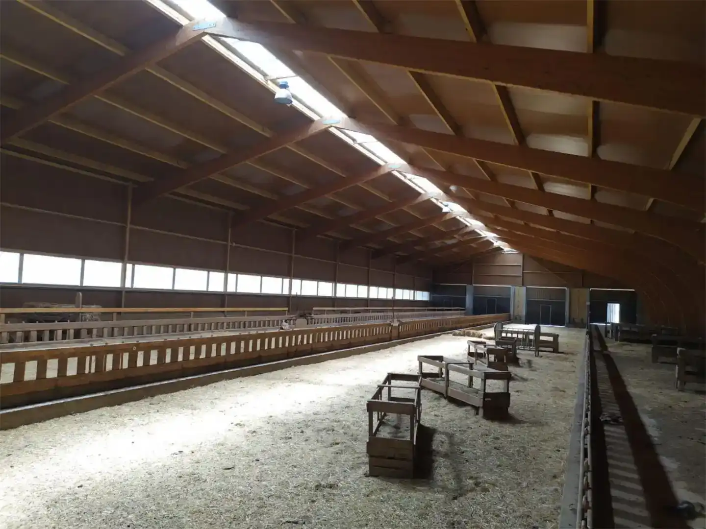 Finca rústica en venda en Salas de los Infantes amb Jardí privat, Traster i Moblat
