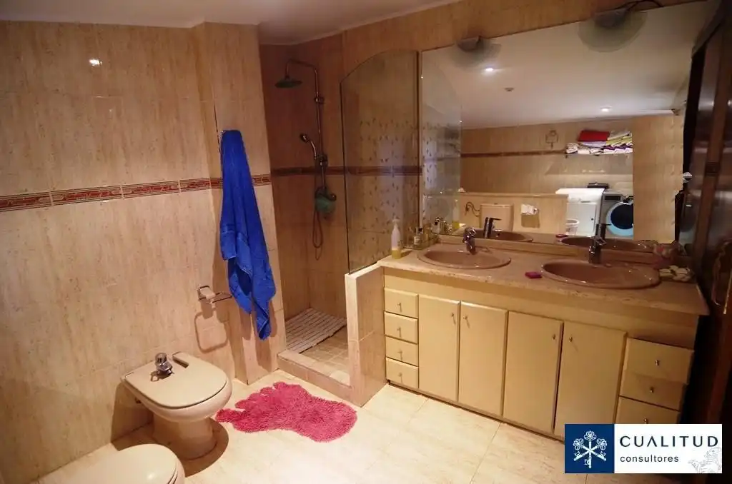 Baño de Casa o chalet en venta en Castellón de la Plana / Castelló de la Plana con Calefacción, Parquet y Terraza