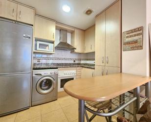Kitchen of Flat to rent in Salamanca Capital  with Heating, Private garden and Balcony