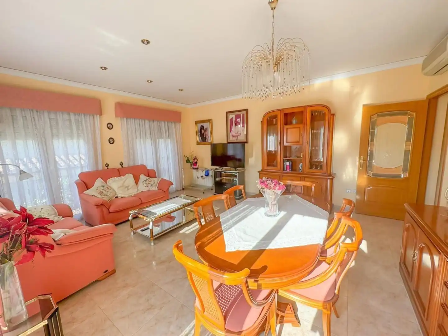 Detached house with pool for sale in Calle d'Isa Tròlec 8, imagen 13