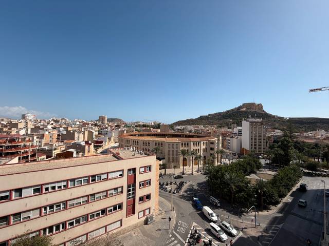 Piso en Venta en Avinguda Alcoi, 9 en Campoamor