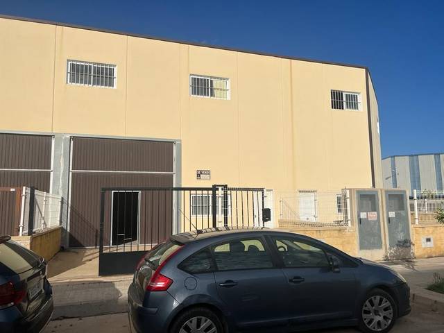 Nave industrial en Venta en Calle Proyecto 6 en Quartell