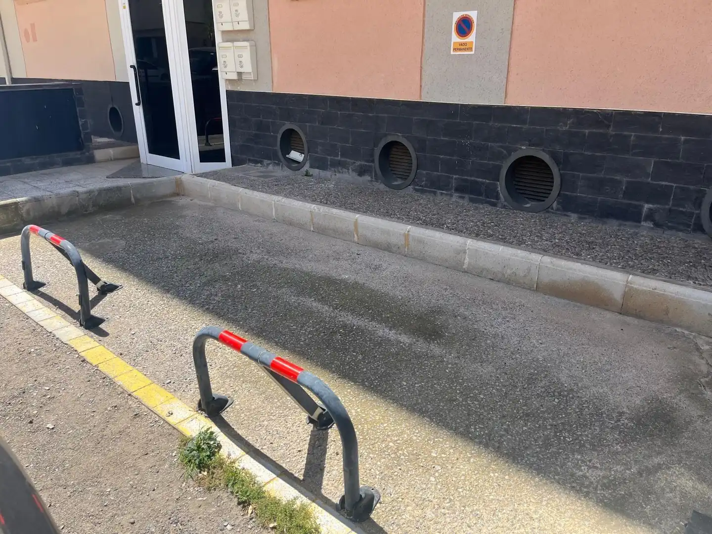 Aparcament de Àtic en venda en Empuriabrava amb Calefacció, Terrassa i Piscina