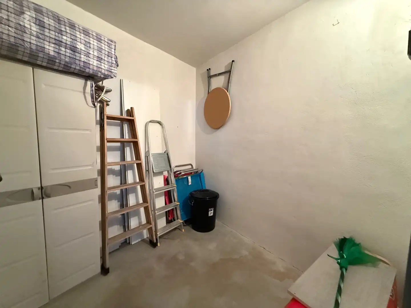 Garage zum Verkauf in Ogíjares