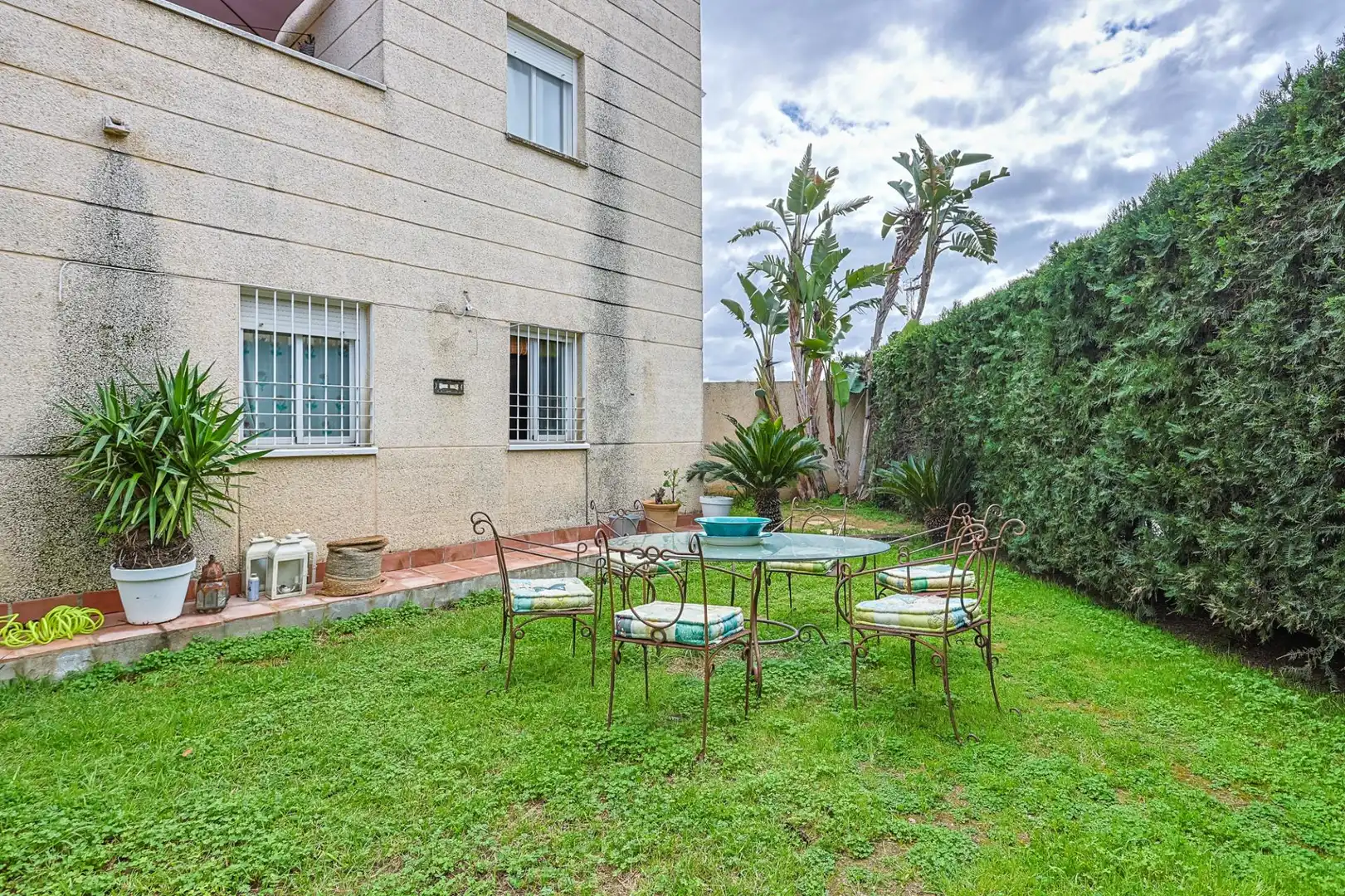 Jardín de Piso en venta en Tomares con Aire acondicionado, Jardín privado y Piscina comunitaria