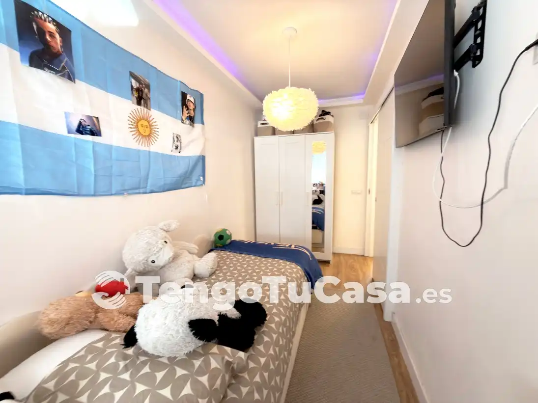 Schlafzimmer von Wohnung zum Verkauf in Madrid mit Klimaanlage, Heizung und Möbliert