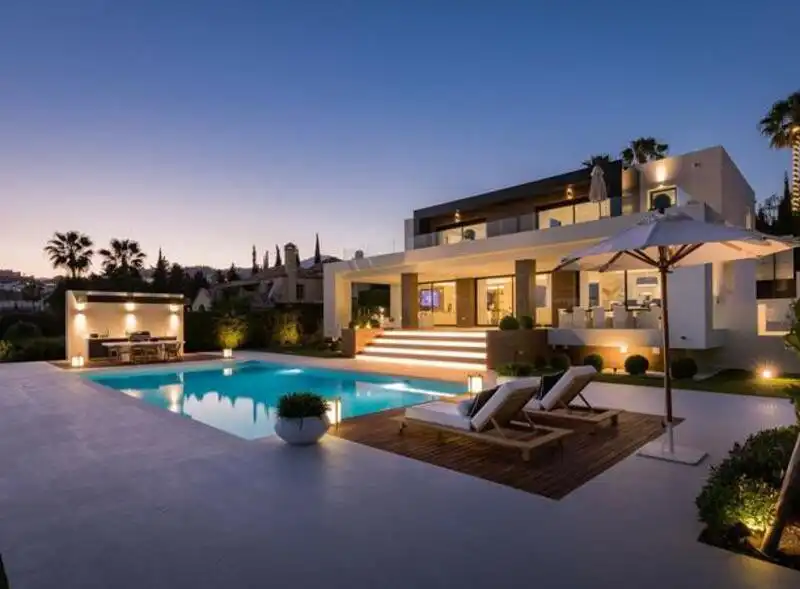Terrassa de Casa o xalet de lloguer en Marbella amb Aire condicionat, Calefacció i Jardí privat