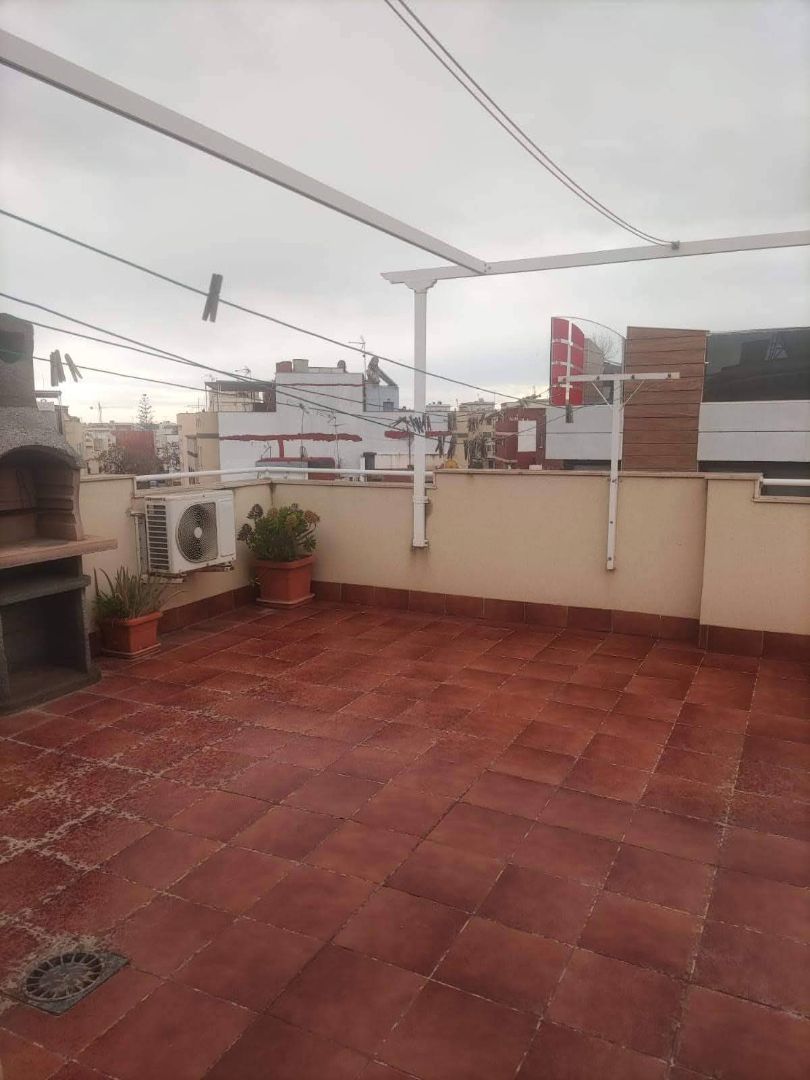Terrassa de Casa o xalet en venda en  Melilla Capital amb Aire condicionat, Calefacció i Terrassa