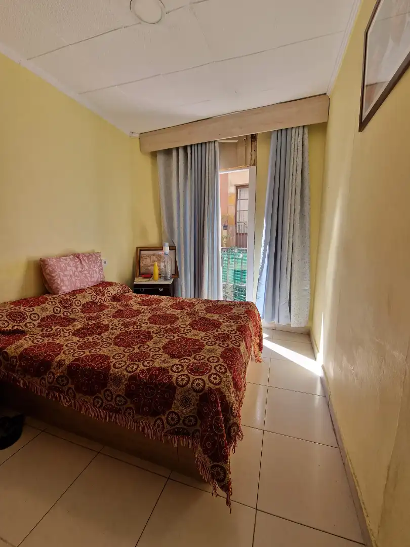 Habitación de Piso en venta en Barcelona con Terraza y Balcón