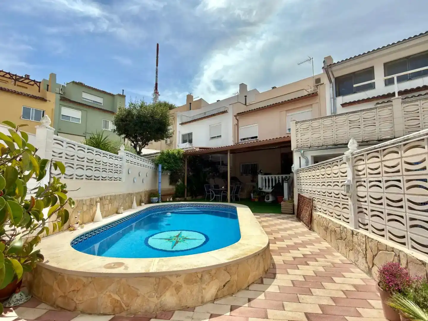 Piscina de Casa adosada en venda en Torrent amb Aire condicionat, Piscina i Balcó