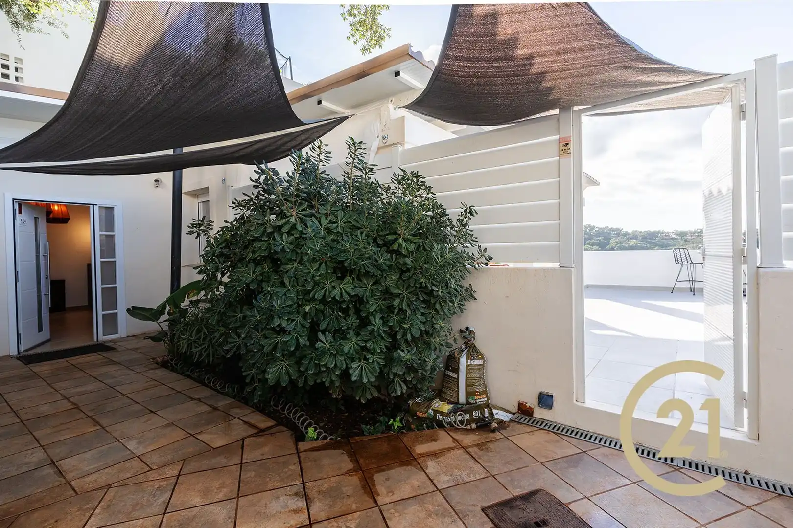 Terraza de Casa adosada en venta en Ojén con Aire acondicionado, Calefacción y Jardín privado
