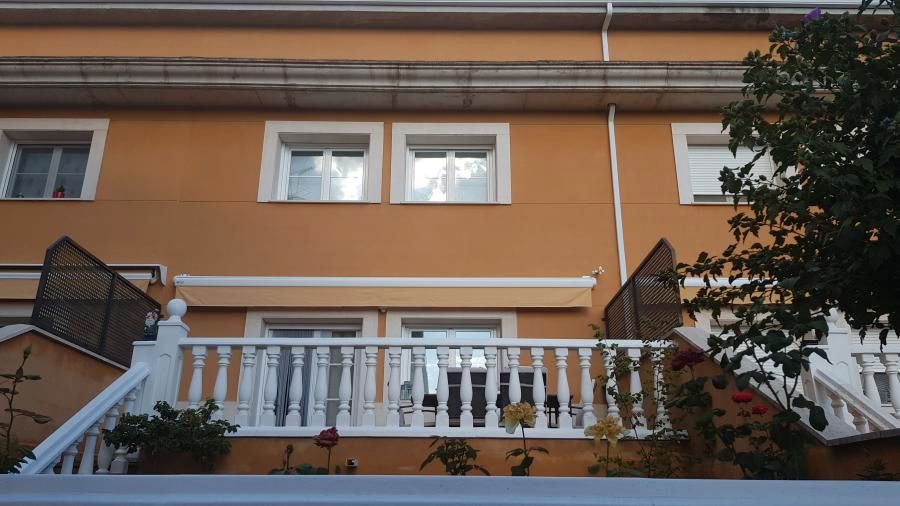Exterior view of Single-family semi-detached for sale in Sariegos  with Heating, Private garden and Parquet flooring
