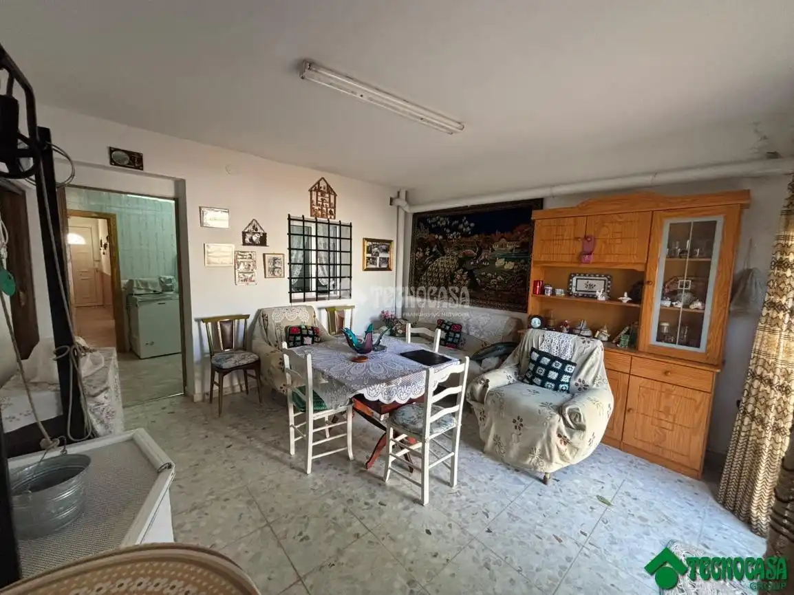 Casa adosada en venta en Alcázar del Rey, Cuenca